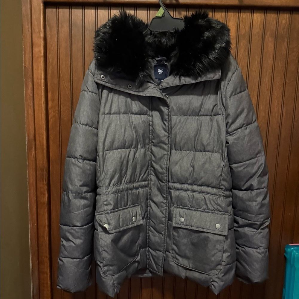 GAP Long Gray Puffer Jacket Coat mid length puffy warm Medium Winter
